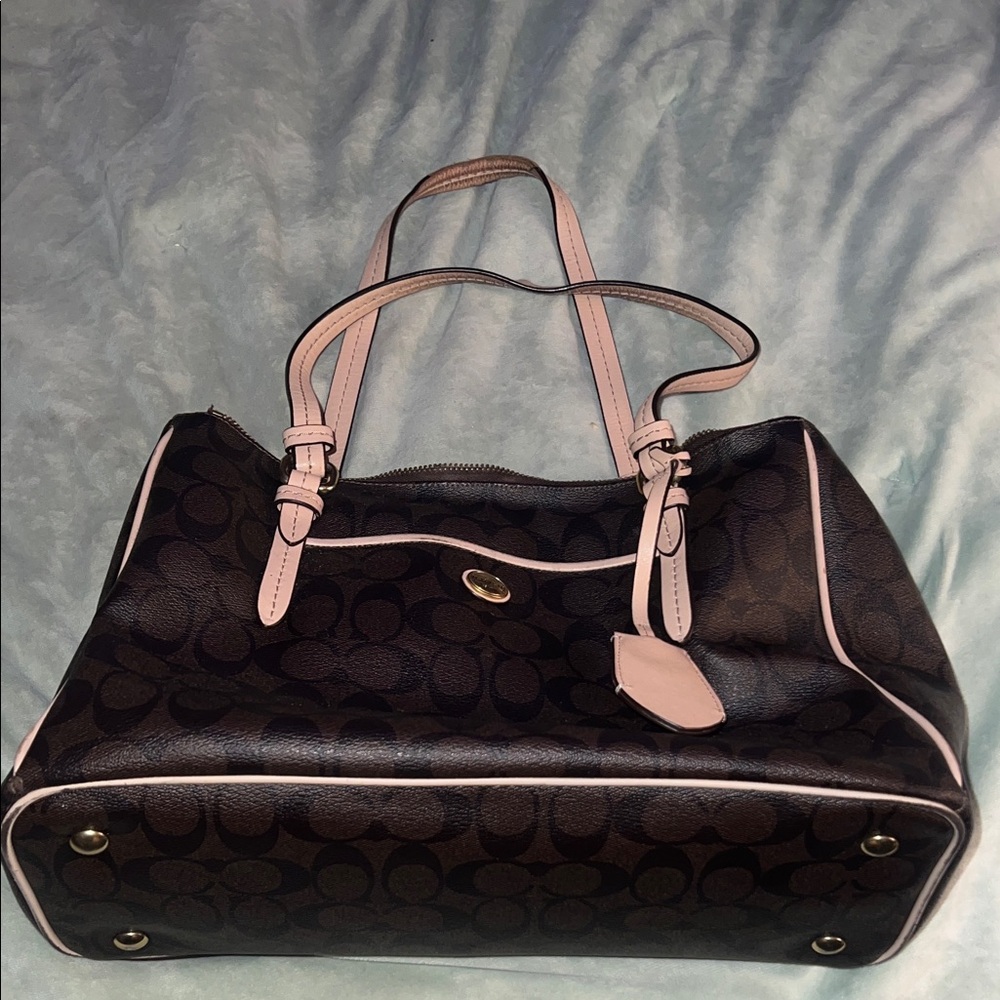 Coach Signature Tote with beige Trim